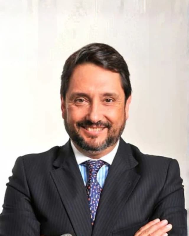 Carlos Júlio