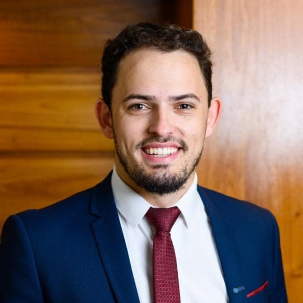 Esdras Moreira